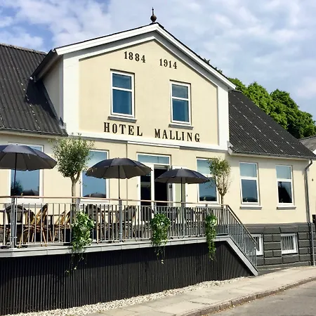Hotel Malling Kro 3*